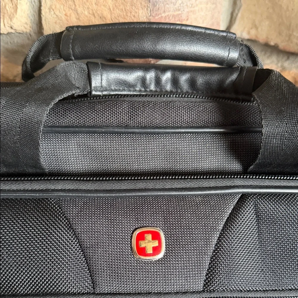 SwissGear Black Laptop Bag & Red Details Trolley Sleeve